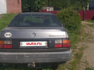 1989 Volkswagen Passat B3, серый, 70000 рублей, вид 1