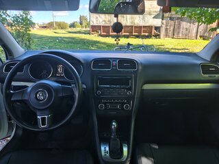2011 Volkswagen Golf VI, белый, 580000 рублей, вид 5