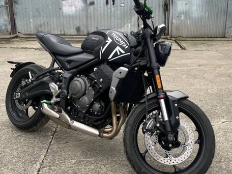 2021 Triumph Trident 660, чёрный, 740000 рублей, вид 5