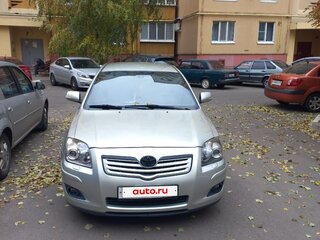 2007 Toyota Avensis II Рестайлинг, серебристый, 850000 рублей, вид 4