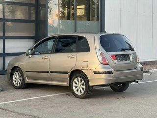 2005 Suzuki Liana I Рестайлинг, бежевый, 400500 рублей, вид 3