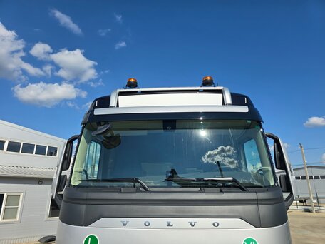 2026 Volvo FH, серебристый, 24500000 рублей, вид 4