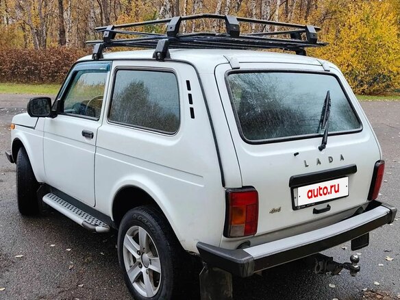 2019 Lada (ВАЗ) 2121 (4x4) I Рестайлинг, белый, 600000 рублей - вид 2