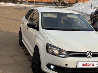 2014 Volkswagen Polo V, белый, 750000 рублей, вид 1