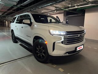2021 Chevrolet Suburban XII, белый, 9000000 рублей, вид 1