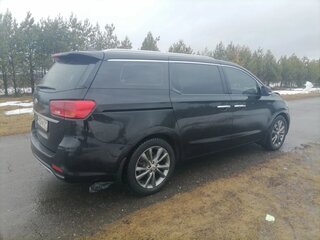 2018 Kia Carnival III, чёрный, 2750000 рублей, вид 4