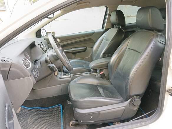 2007 Ford Focus II, белый - вид 9