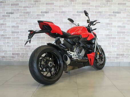 2022 Ducati Streetfighter V2, красный, 1572000 рублей, вид 5