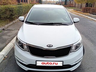 2016 Kia Rio III Рестайлинг, белый, 1180000 рублей, вид 1