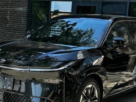 2026 Toyota bZ3X 58.3 kWh, чёрный, 2900000 рублей, вид 2
