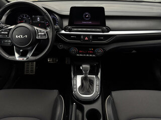 2021 Kia Cerato IV Рестайлинг, серый, 2320000 рублей, вид 3