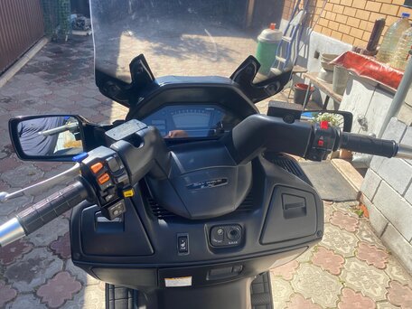 2011 Suzuki Burgman (SkyWave) 650, чёрный, 420000 рублей, вид 5