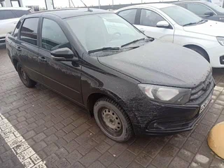 2022 Lada (ВАЗ) Granta I Рестайлинг, чёрный, 750000 рублей, вид 1