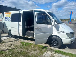 2004 Mercedes-Benz Sprinter Classic, белый, 800000 рублей, вид 2