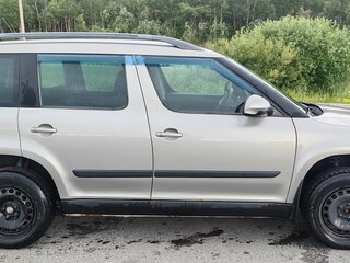 2012 Skoda Yeti I, серый, 630000 рублей, вид 4