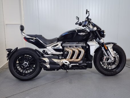 2020 Triumph Rocket 3, чёрный, 1769000 рублей, вид 1