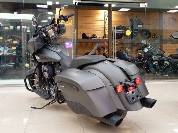2020 Indian Chieftain, серый, 1930000 рублей - вид 2
