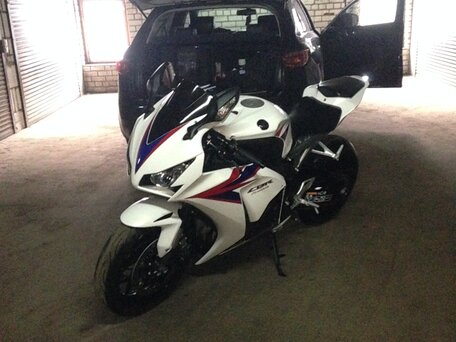 2013 Honda CBR 1000 RR/RA Fireblade, белый, 1060000 рублей, вид 2