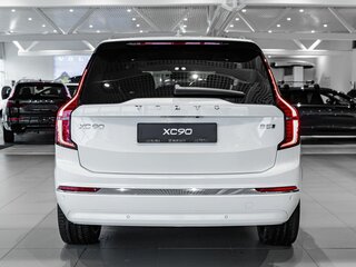 2026 Volvo XC90 B5 II Рестайлинг 2, белый, 12100000 рублей, вид 4