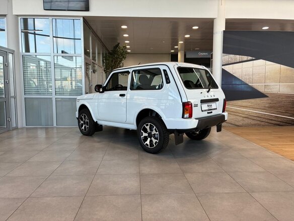 2025 Lada (ВАЗ) Niva Legend I, белый - вид 6