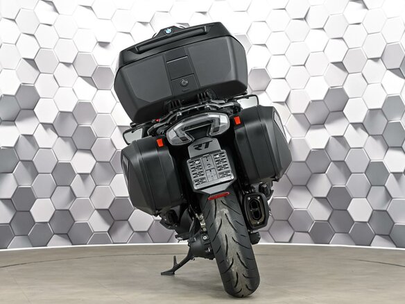 2025 BMW R 1300 RT, чёрный, 2949000 рублей - вид 5