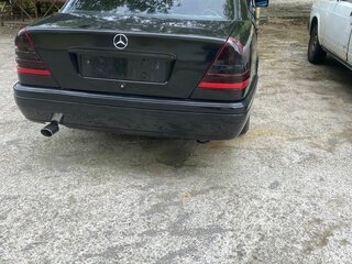 1995 Mercedes-Benz C-Класс 200 I (W202), чёрный, 160000 рублей, вид 3