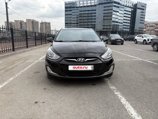 2011 Hyundai Solaris I, чёрный, 780000 рублей, вид 2