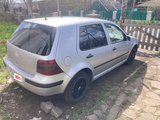 2001 Volkswagen Golf IV, белый, 250000 рублей, вид 3