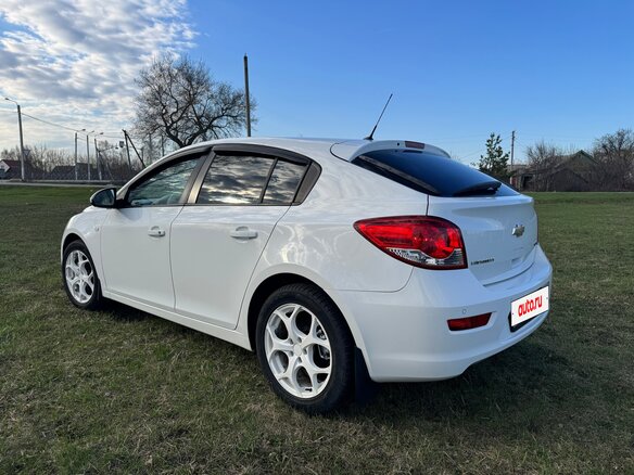 2013 Chevrolet Cruze I Рестайлинг, белый, 753000 рублей - вид 7