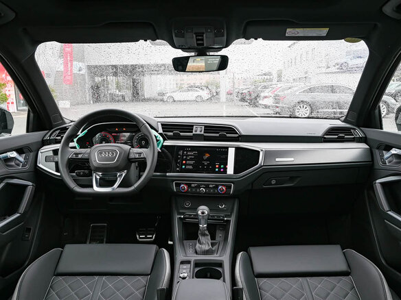 2026 Audi Q3 35 TFSI II (F3), серый, 3920000 рублей - вид 6