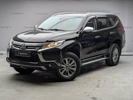 Mitsubishi Pajero Sport III