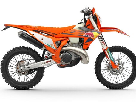 2025 KTM 300 EXC, оранжевый, 1590000 рублей, вид 3