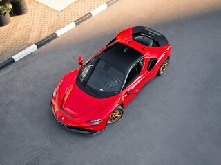 2022 Ferrari SF90 Stradale I, красный, 39900000 рублей, вид 4