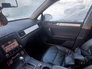 2013 Volkswagen Touareg II, чёрный, 2300000 рублей, вид 5