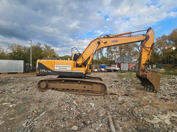 2012 Hyundai R220LC, жёлтый, 4500000 рублей - вид 3