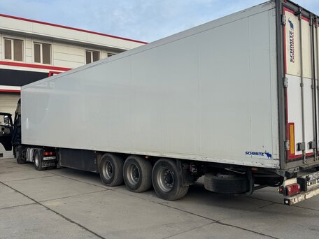 2010 Schmitz Cargobull SKO, белый, 2650000 рублей, вид 3