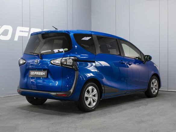 2019 Toyota Sienta II Рестайлинг, синий - вид 1