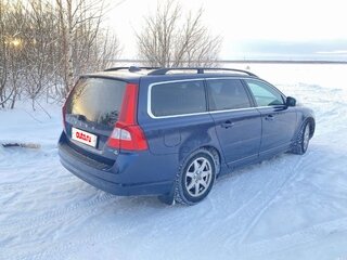 2010 Volvo V70 III, синий, 840000 рублей, вид 4