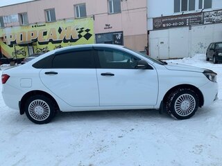 2017 Lada (ВАЗ) Vesta I, белый, 800000 рублей, вид 3