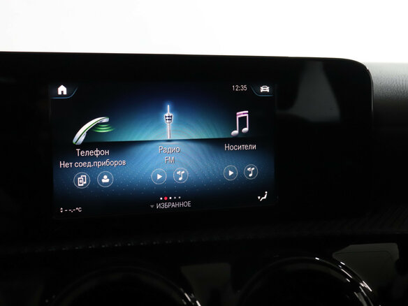 2019 Mercedes-Benz A-Класс 200 IV (W177), чёрный, 1820000 рублей - вид 20