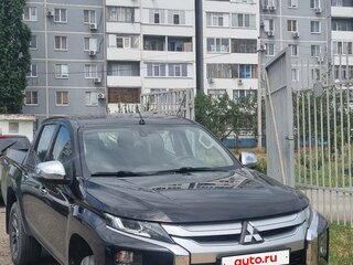 2019 Mitsubishi L200 V Рестайлинг, чёрный, 2300000 рублей, вид 1