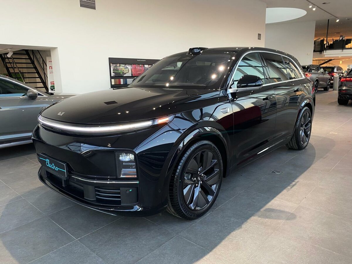 Открыть фотографии: Li Auto (Lixiang) L7 I Рестайлинг
