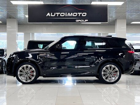 2026 Land Rover Range Rover Sport P400 MHEV III, чёрный, 17999000 рублей, вид 4