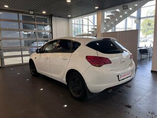 2010 Opel Astra J, белый, 395000 рублей, вид 5