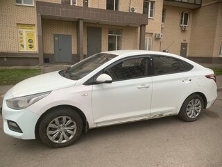 2019 Hyundai Solaris II, белый, 1100000 рублей, вид 4