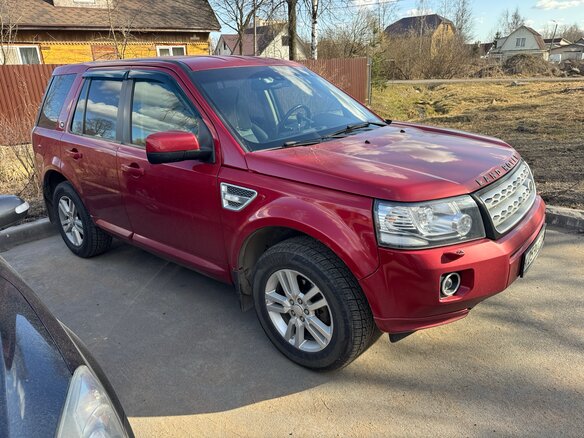 2012 Land Rover Freelander II Рестайлинг 2, красный, 1190000 рублей - вид 3