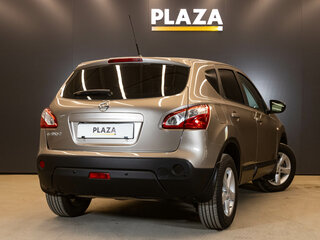 2011 Nissan Qashqai I Рестайлинг, коричневый, 1300000 рублей, вид 4