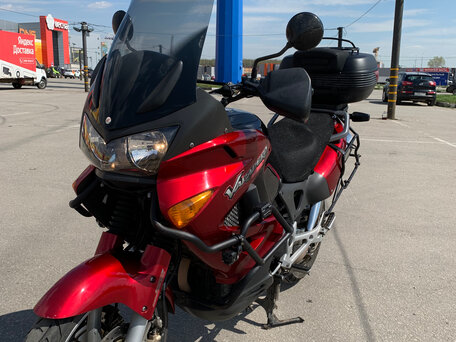 2003 Honda XL1000V Varadero, красный, 560000 рублей, вид 1