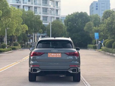 2022 Audi Q3 35 TFSI II (F3), серый, 2040000 рублей, вид 5