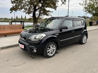 2013 Kia Soul I Рестайлинг, чёрный, 855000 рублей, вид 1